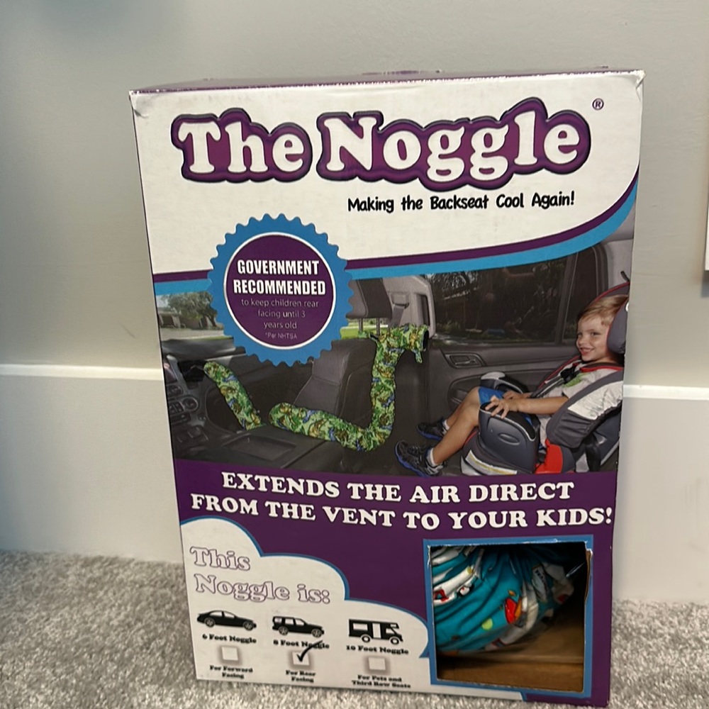 Green and Blue Car Vent Extender